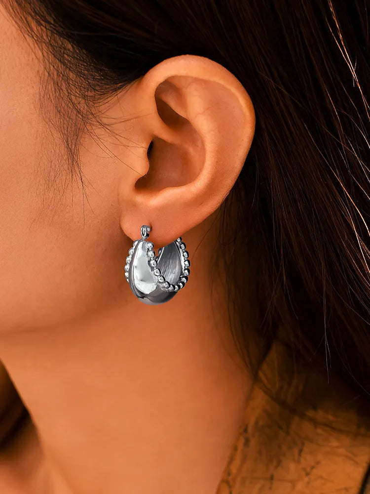 Small Bead Double C Earrings Titanium Steel Gold Plated Commuter Exquisite Versatile Earrings
