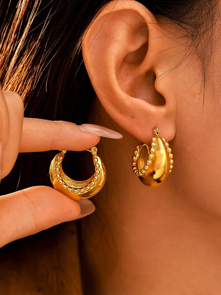 Small Bead Double C Earrings Titanium Steel Gold Plated Commuter Exquisite Versatile Earrings