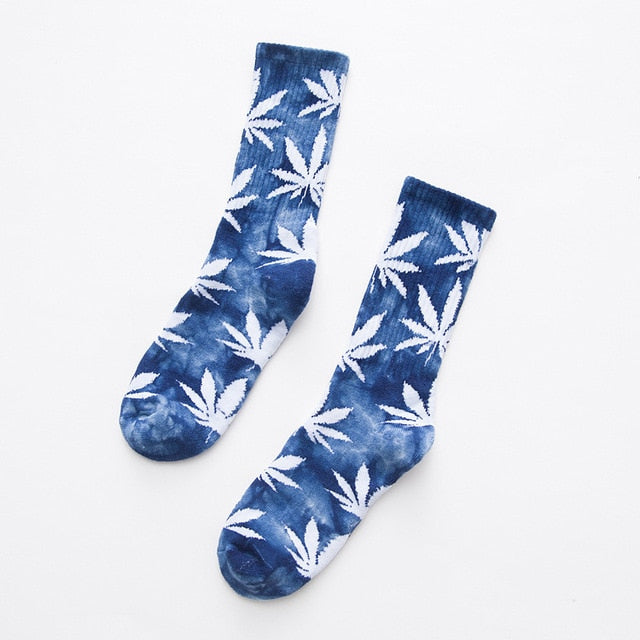 Personality Printing White Maple Leaves Men Colorful Cotton Socks Hip Hop Street Skater Socks