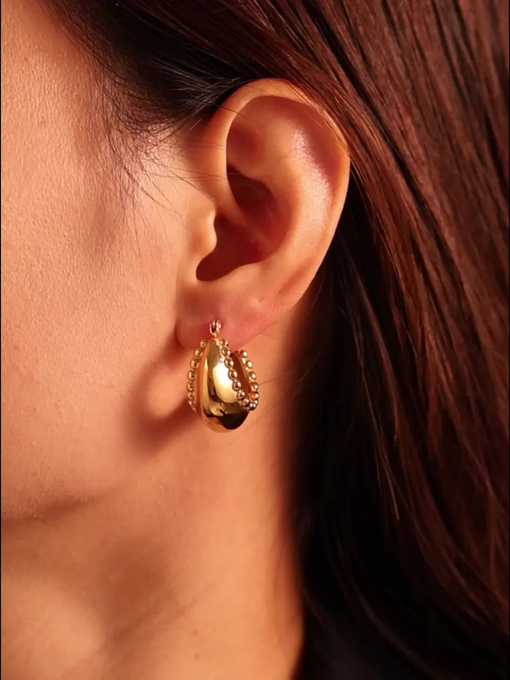 Small Bead Double C Earrings Titanium Steel Gold Plated Commuter Exquisite Versatile Earrings