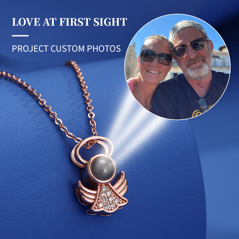 Little Angel's Memories of Love Necklace in 100 Languages, I Love You Projection Same Clavicle
