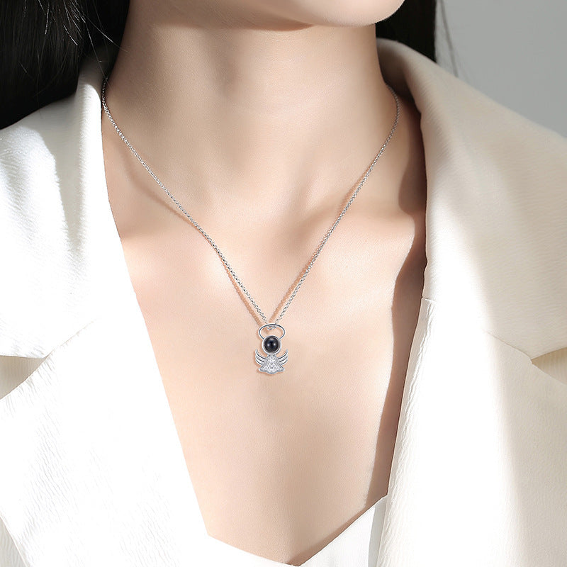 Little Angel's Memories of Love Necklace in 100 Languages, I Love You Projection Same Clavicle