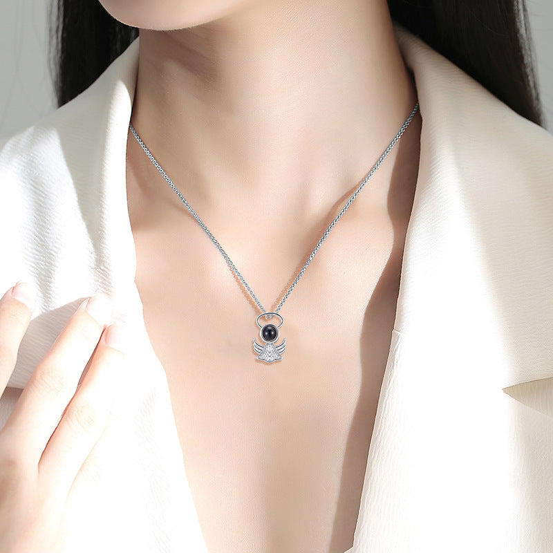 Little Angel's Memories of Love Necklace in 100 Languages, I Love You Projection Same Clavicle
